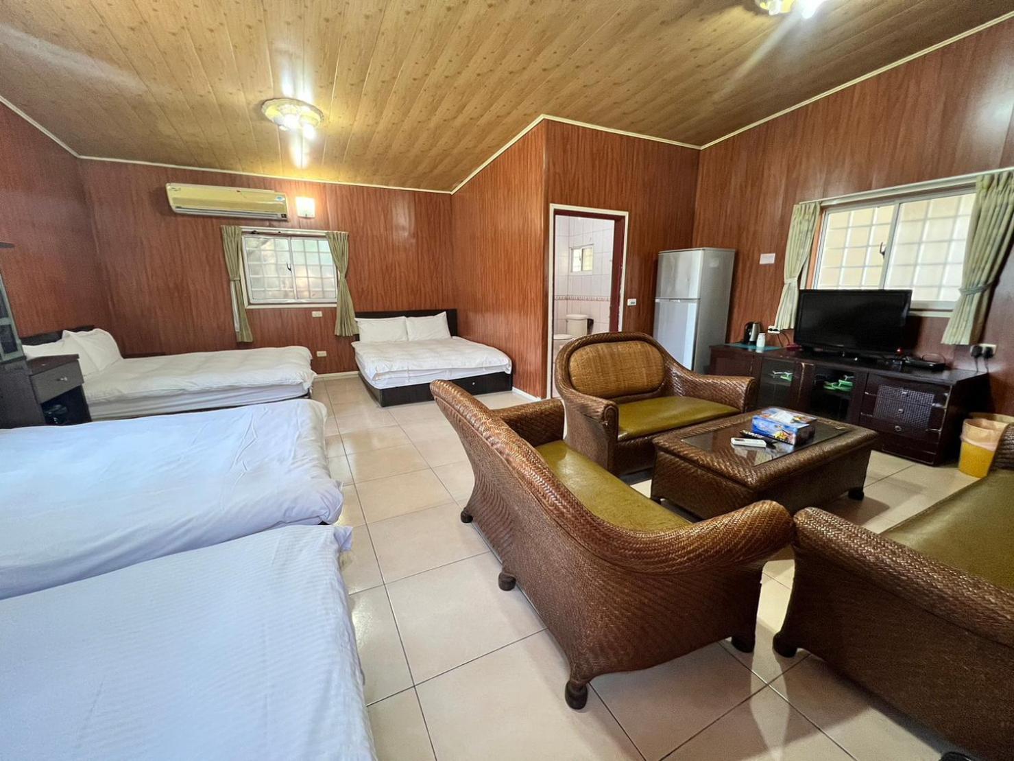 Kenting Dajianshan Cabin Rum bild